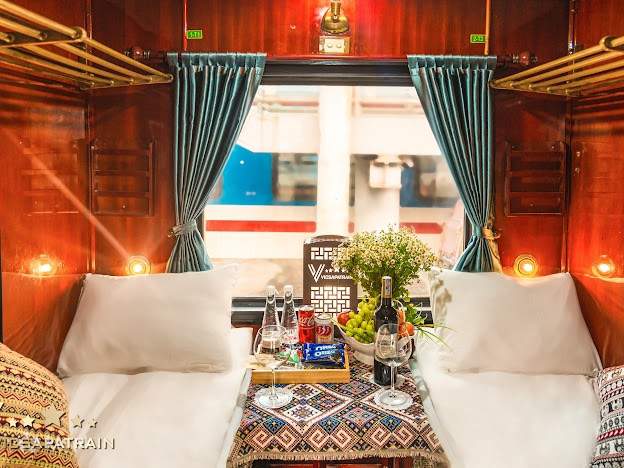 Orient Express - Hanoi Sapa Train